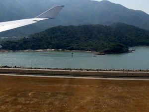 lądowanie w Hongkongu