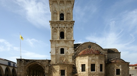 Larnaka cerkiew św. Łazarza widok od prezbiterium