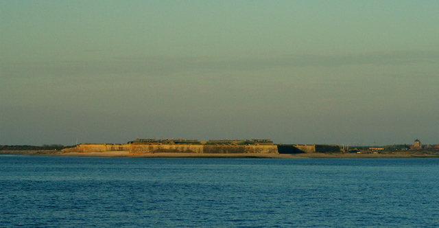 za wodą Fort George ...