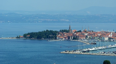 Izola widok na miasto i port