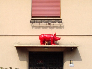 Lido, "Pig House"