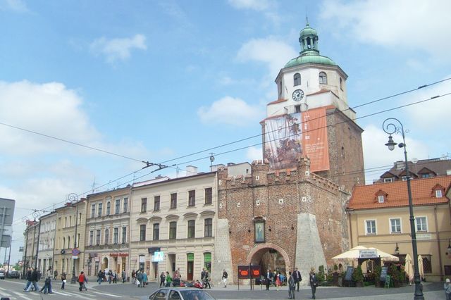 Brama Krakowska[XIV w] i fragment Lubartowskiej