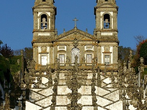 Bom Jesus do Monte schody i kościół