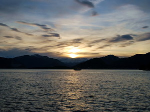 Zachód słońca nad Jeziorem Maggiore