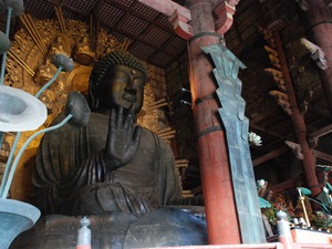 Tōdai-ji‎ i najwiekszy na swiecie drewniany budda