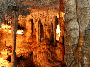 Kolumny czyli stalagnaty