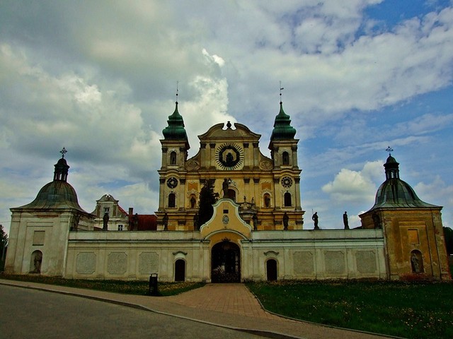 Kościół Nawiedzenia NMP w Krośnie