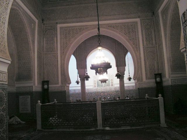 W marokanskim meczecie  koronki