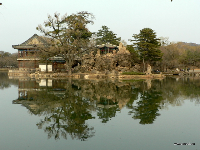 Chengde - Park i jezioro przy Pałacu Cesarskim