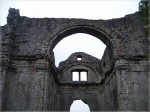 niedokończony kościół barokowy XVIII w