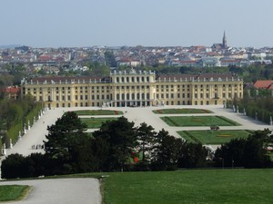 Palac i dachy Wiednia