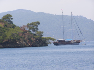 fotka z rejsu statkiem po okolicach Fethiye