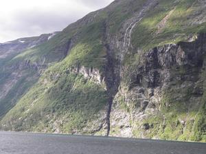 rejs po fiordzie Geiranger