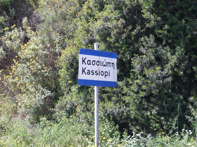Według tabliczki "Kassiopi"... :)