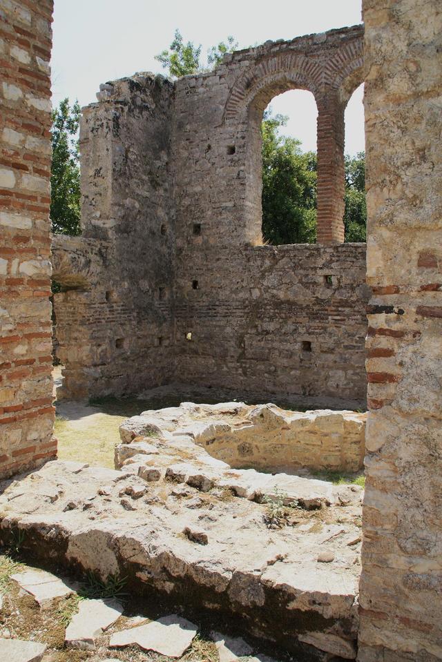 Albania- Butrint, bizantyjska bazylika wczesnochrześcijanska II 