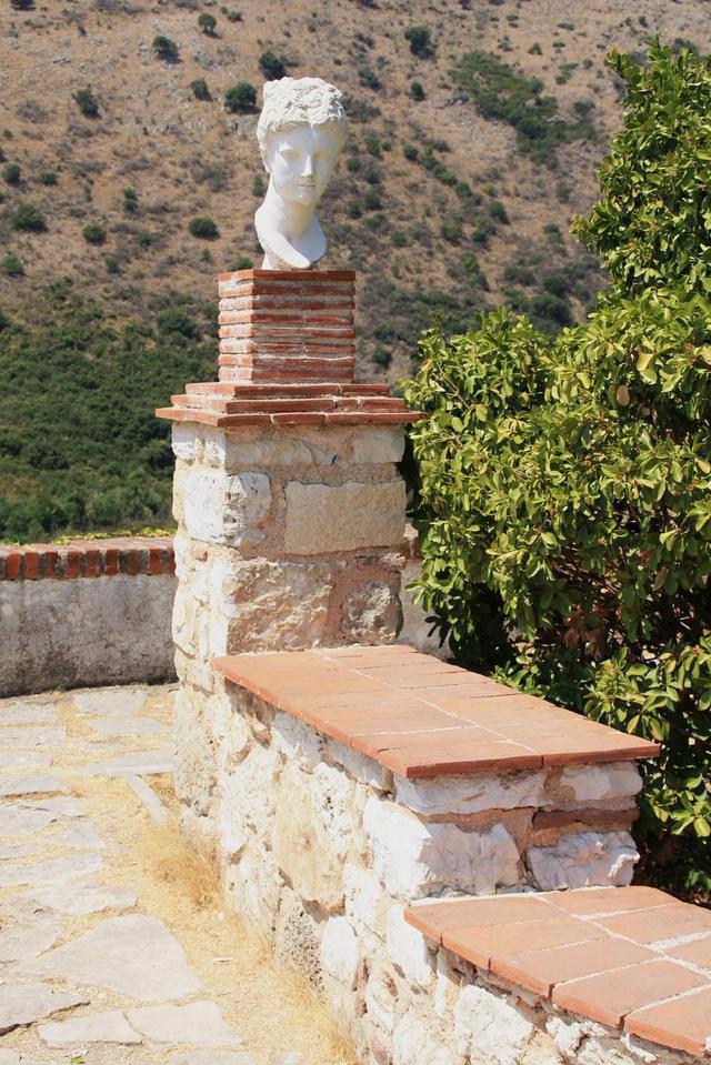 Albania- Butrint, głowa bogini Butrintu (głowa Apollina) kopia