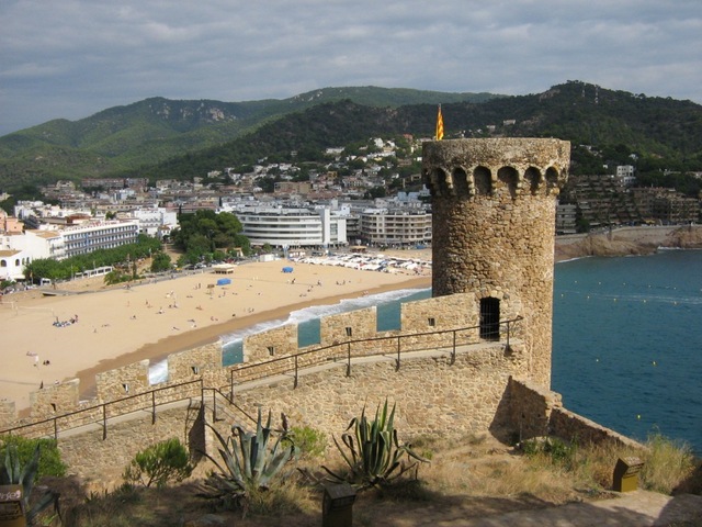 Hiszpania - wybrzeże Costa Brava - miasteczko Tosca de mar