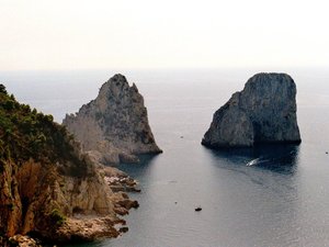 Capri 10