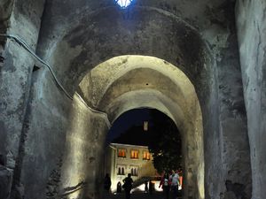 Sighisoara  nocą - dziedzictwo kultury i miasto Draculi