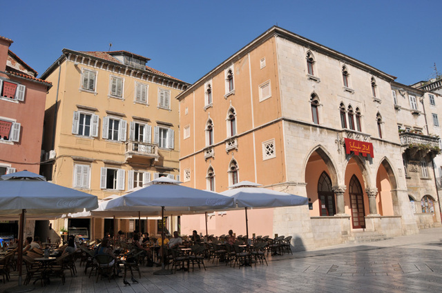 Split  54 