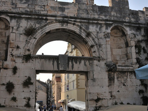 Split  72 