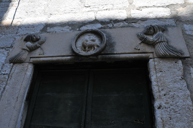 Szybenik  61 