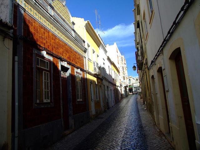 Wąziuteńka uliczka Portimao
