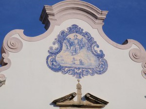 azulejos z fasady Igreja Matriz De São Lourenço