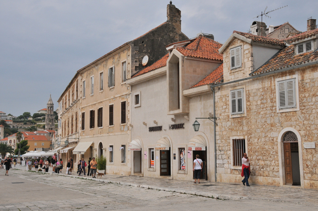 Hvar  6 