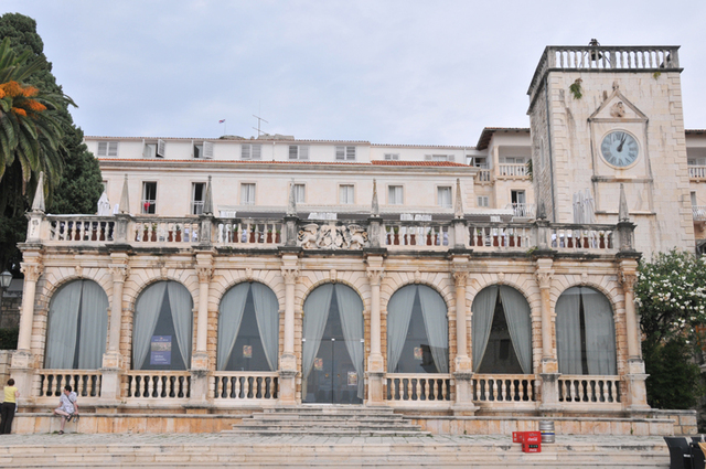Hvar  7 