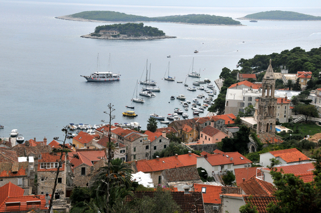 Hvar  24 