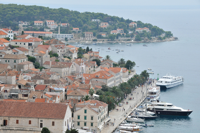 Hvar  25 