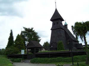 Kościół drewniany w Palowicach, między Orzeszem a Żorami, w województwie śląskim