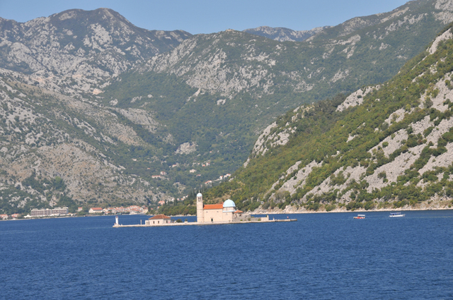 Perast  9  wyspa Matki Boskiej na Skale 