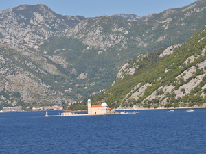 Perast  9  wyspa Matki Boskiej na Skale 