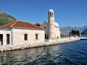 Perast  30  wyspa Matki Boskiej na Skale 