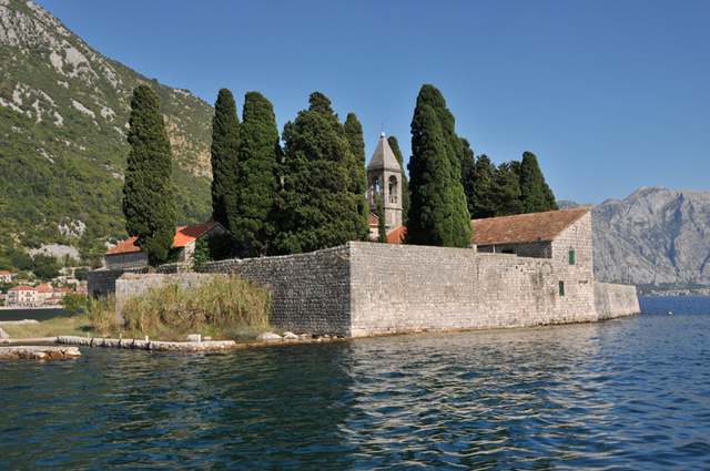 Perast  32 wyspa św. Jerzego