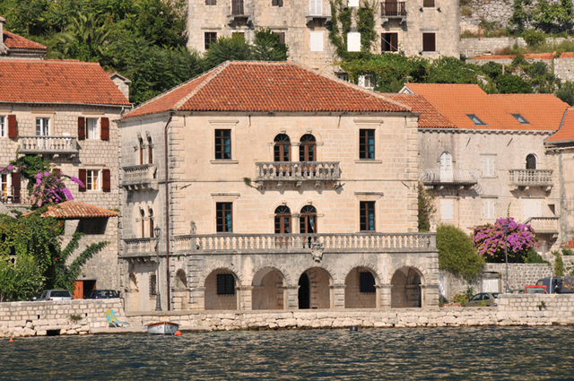 Perast  36 pałac Bujevica