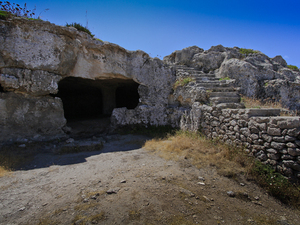 Jaskinie w Cala Morell