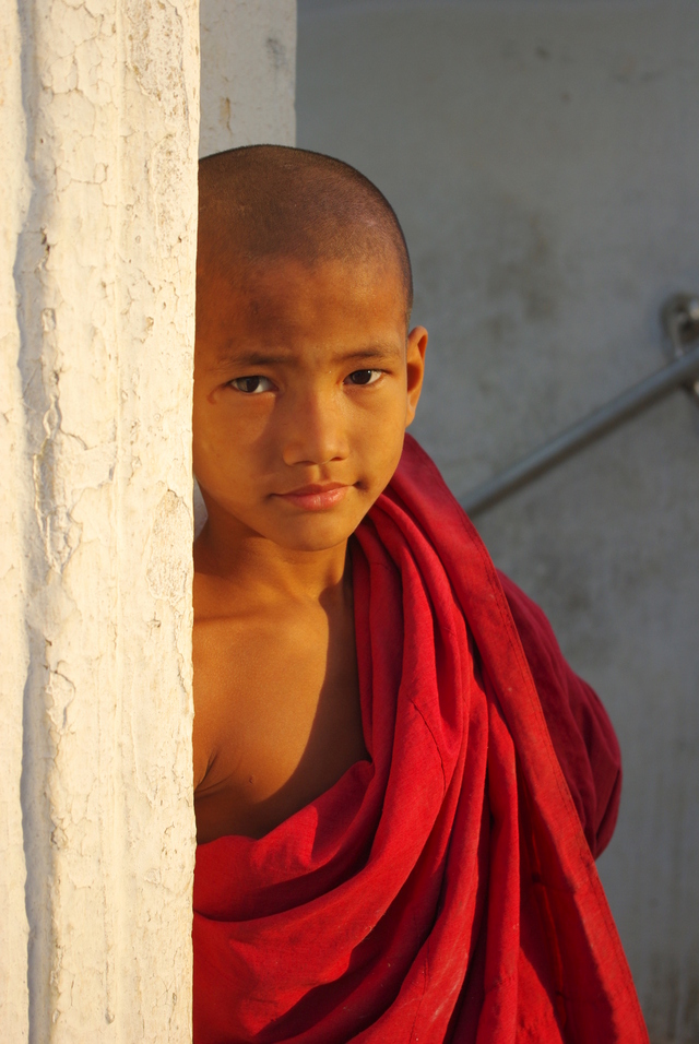 Mały mnich z Mingun (Birma)