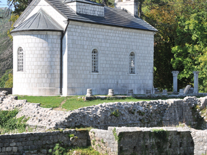 Cetinje  1 cerkiew na Cipurze