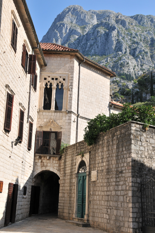 Kotor  4 