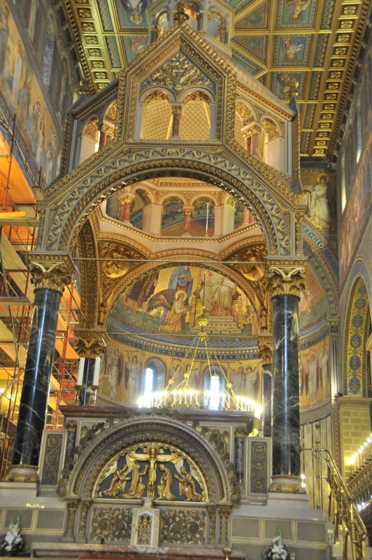 Pecs  25 Katedra