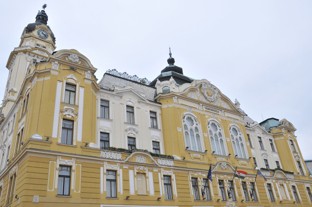 Pecs  48 Rynek