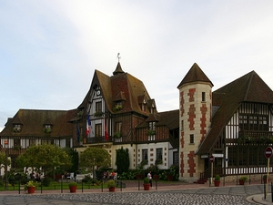 Deauville ratusz