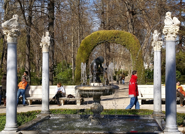 Aranjuez fontanna w parku
