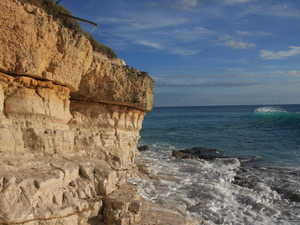 Cupecoy Bay