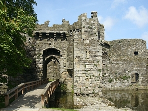 Zamek Beaumaris brama wejściowa