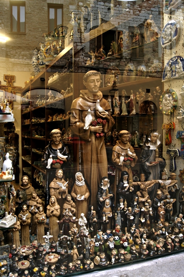 święty we wszystkich rozmiarach 