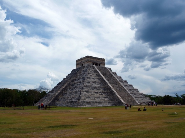 El Castillo, Chichen Itza, Meksyk